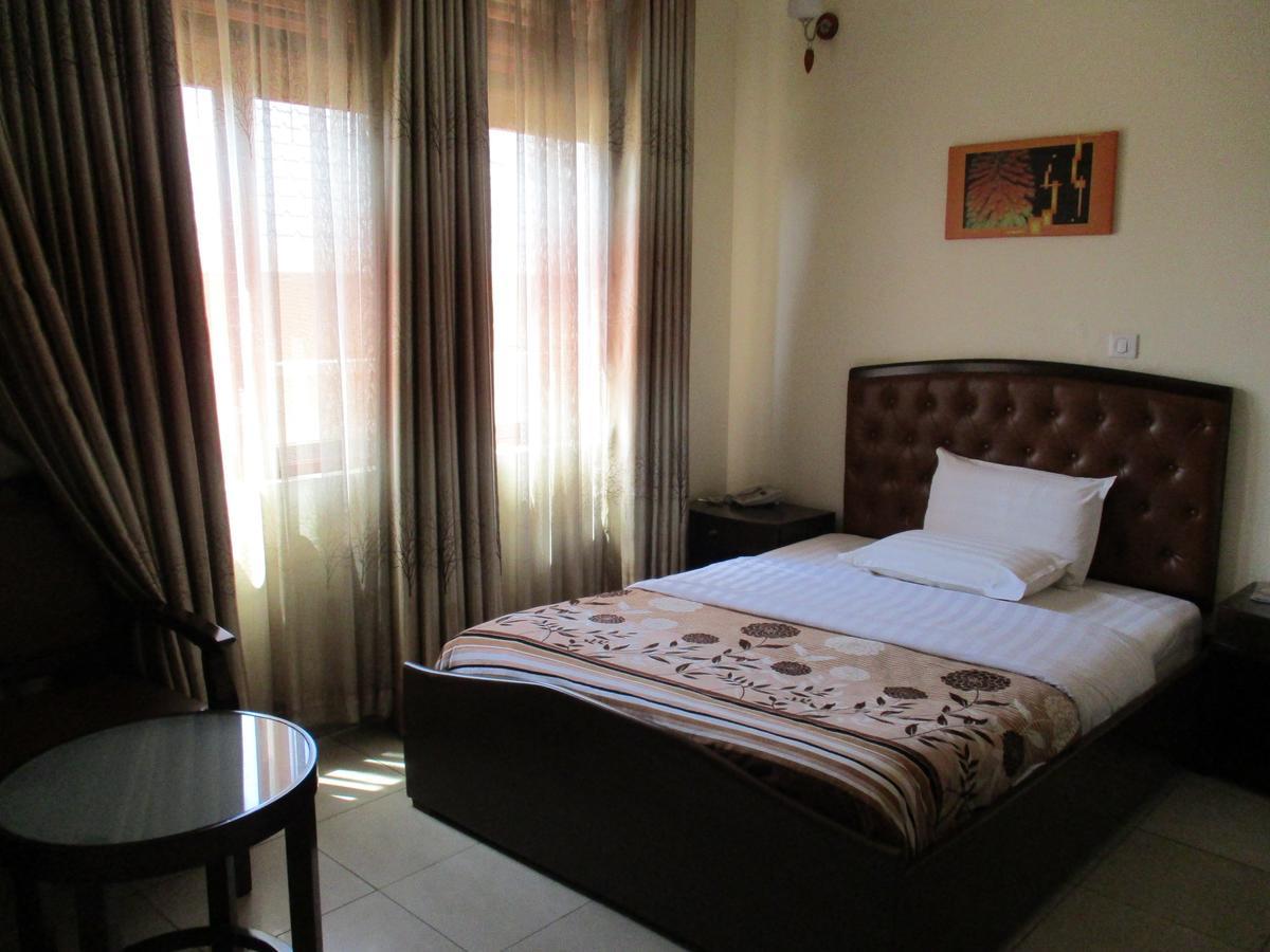 Amaris Hotel Kigali Eksteriør billede